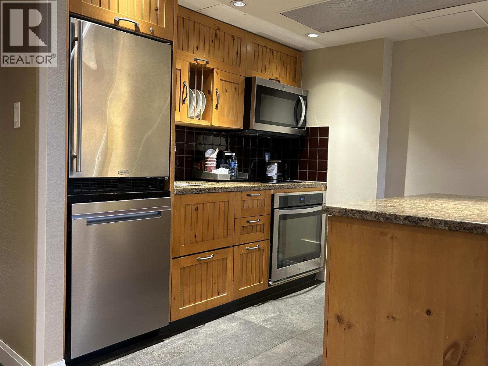 854 4090 Whistler Way, Whistler, British Columbia  V8E 1J3 - Photo 6 - R3061937