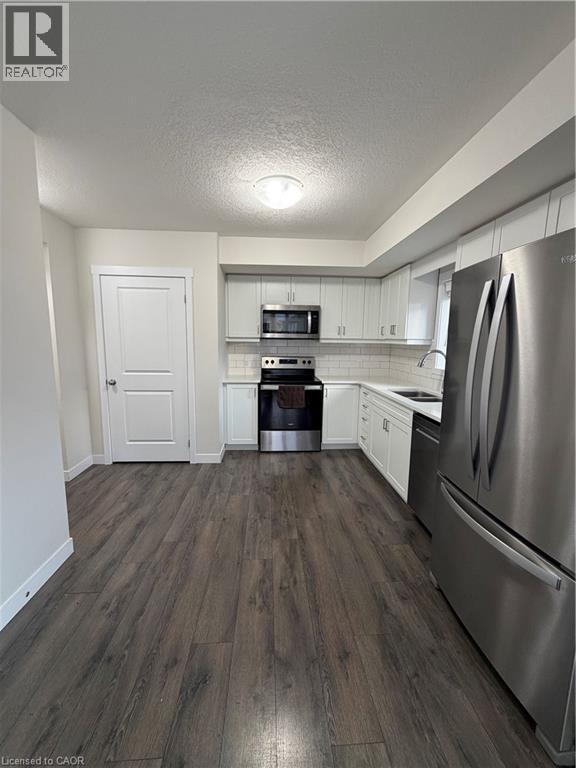 148 Rochefort Street Street Unit# E, Kitchener, Ontario  N2R 0P5 - Photo 6 - 40782036