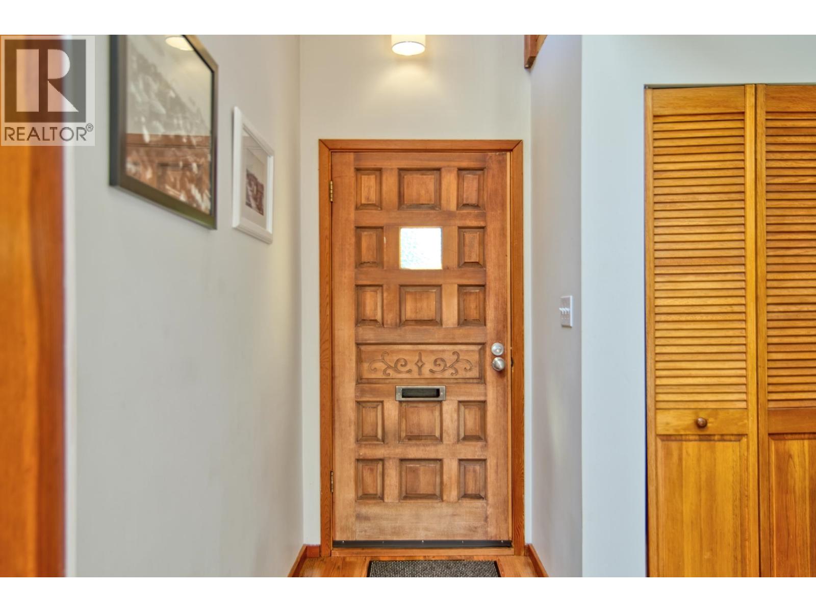 8096 Westwood Road, Halfmoon Bay, British Columbia  V0N 1Y1 - Photo 5 - R2966877
