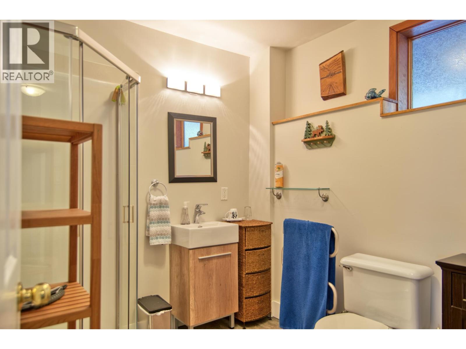8096 Westwood Road, Halfmoon Bay, British Columbia  V0N 1Y1 - Photo 31 - R2966877