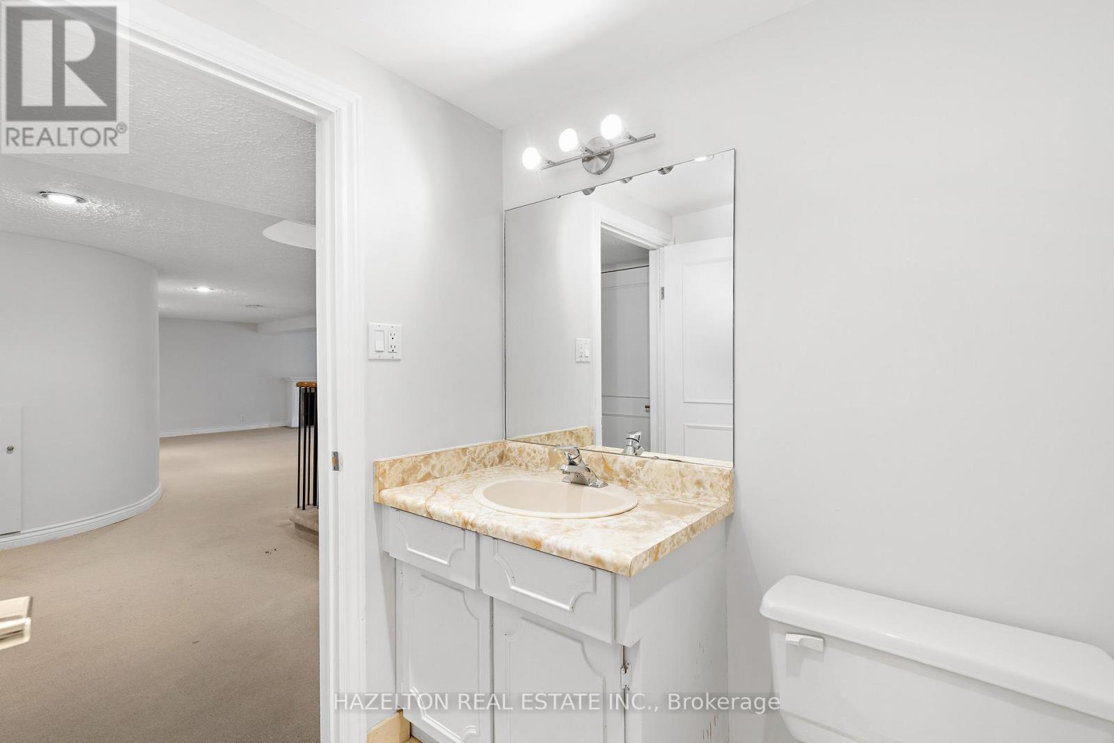 83 Ames Circle, Toronto, Ontario  M3B 3C2 - Photo 33 - C12482940
