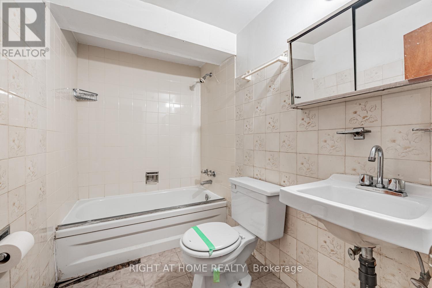 5 Mcgregor Road, Toronto, Ontario  M1P 1C5 - Photo 28 - E12482946