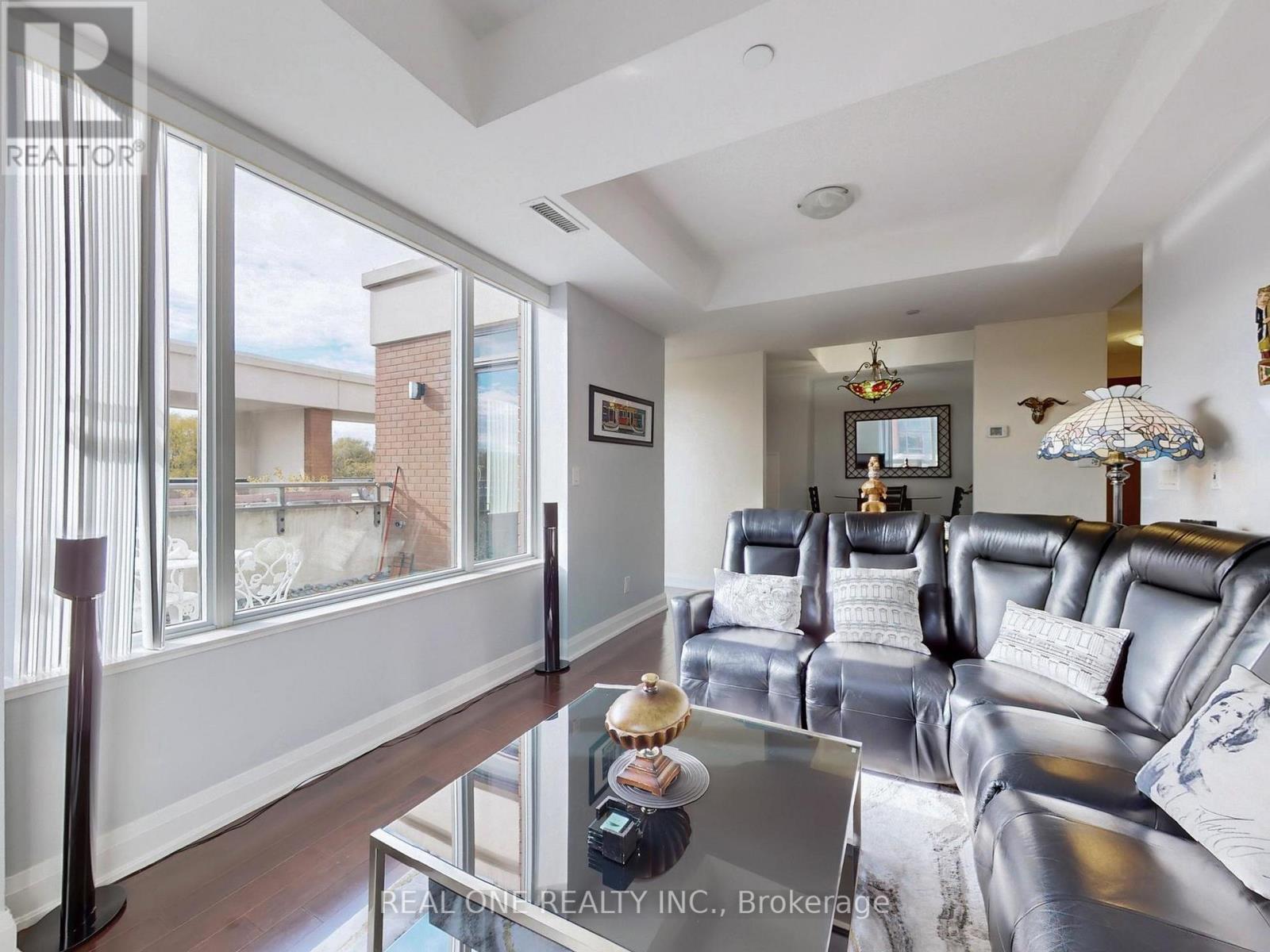 #306 - 1 Uptown Drive, Markham, Ontario  L3R 5C1 - Photo 10 - N12482945