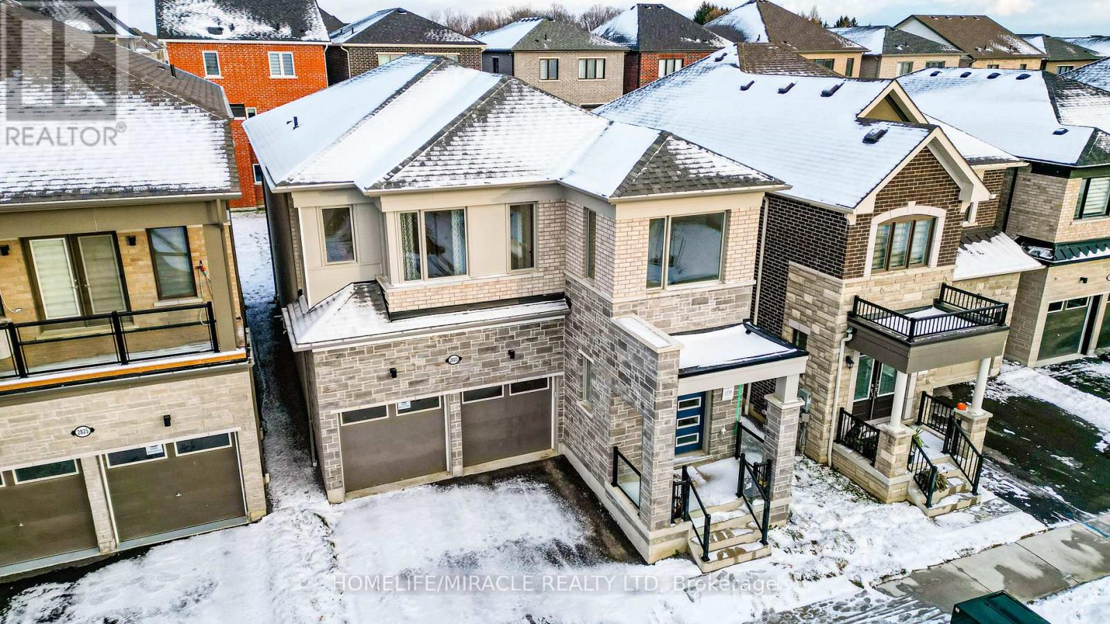 2823 Foxden Square, Pickering, Ontario  L0H 1J0 - Photo 2 - E12482951