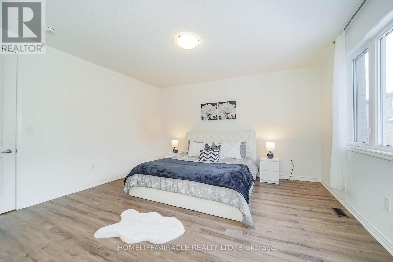 2823 Foxden Square, Pickering, Ontario  L0H 1J0 - Photo 26 - E12482951