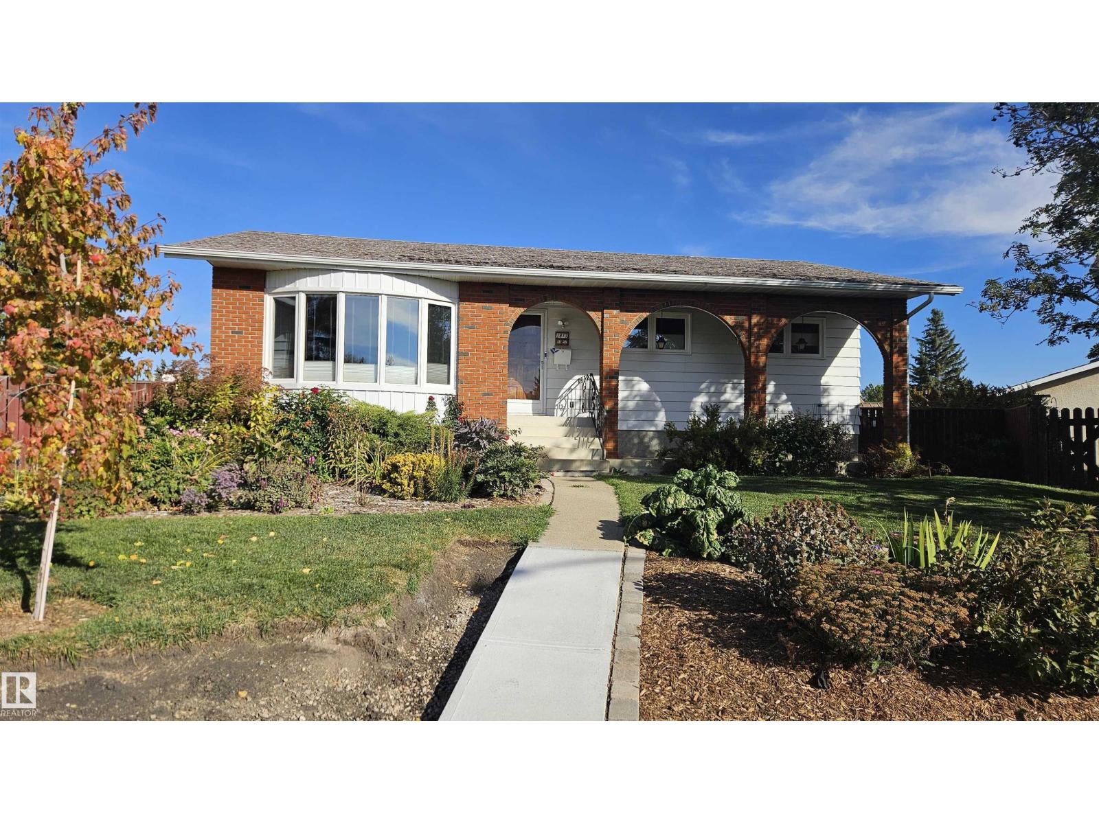 1817 65 ST NW, Edmonton, Alberta