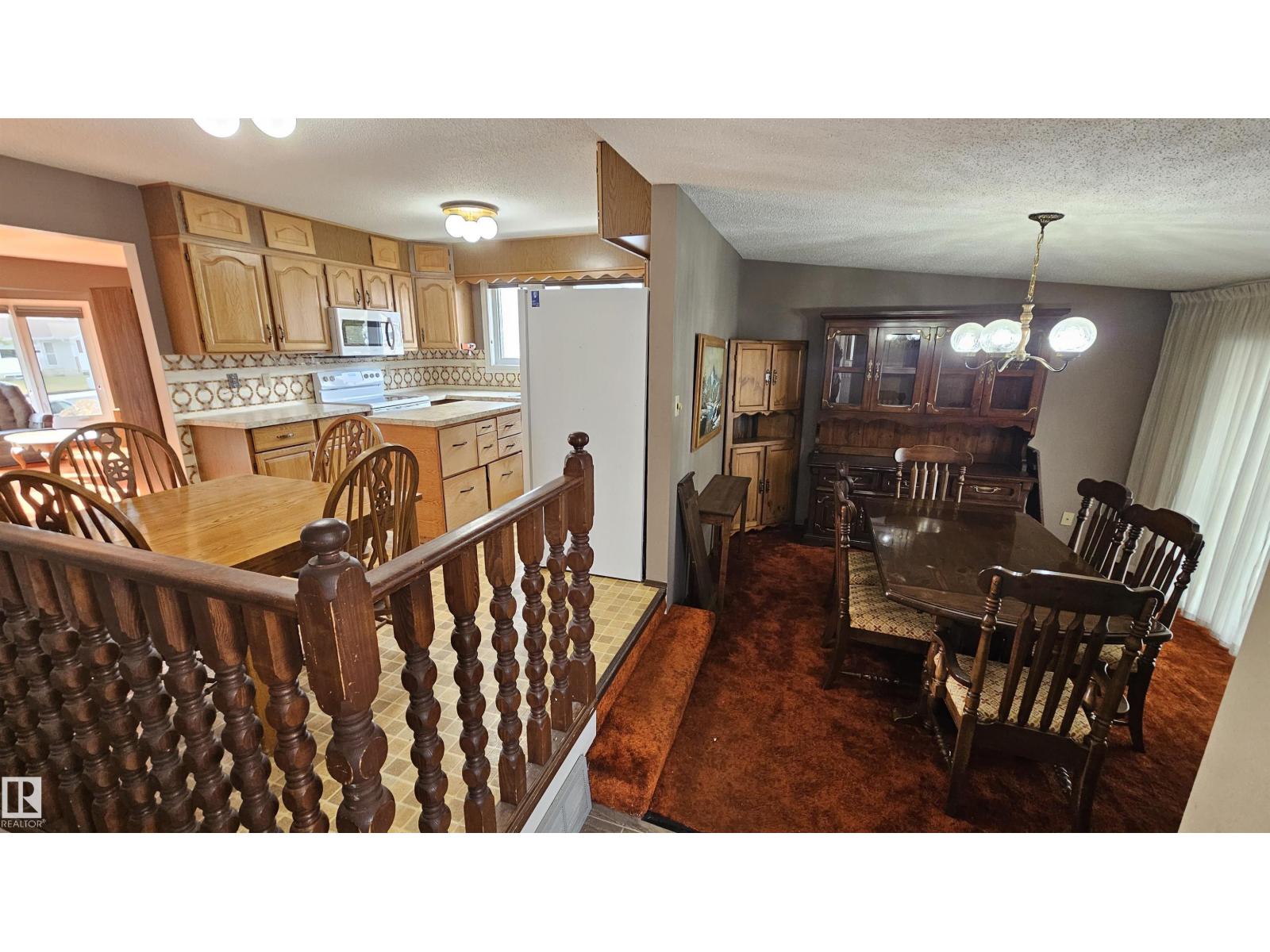 1817 65 St Nw, Edmonton, Alberta  T6L 1N1 - Photo 9 - E4463594