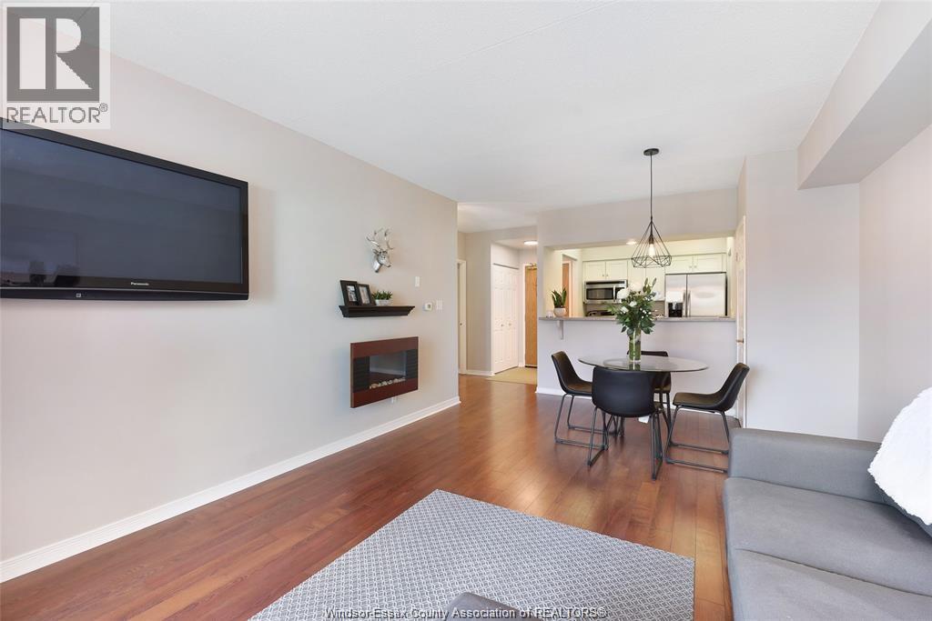 325 Village Grove Unit# 209, St. Clair Beach, Ontario  N8N 0B1 - Photo 12 - 25027142