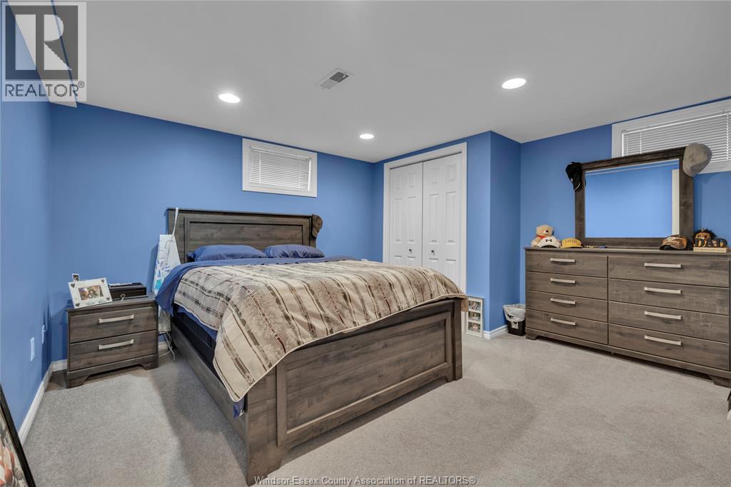 2539 Alexandra, Windsor, Ontario  N9E 2J4 - Photo 27 - 25024682