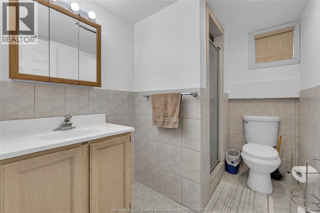 2539 Alexandra, Windsor, Ontario  N9E 2J4 - Photo 28 - 25024682