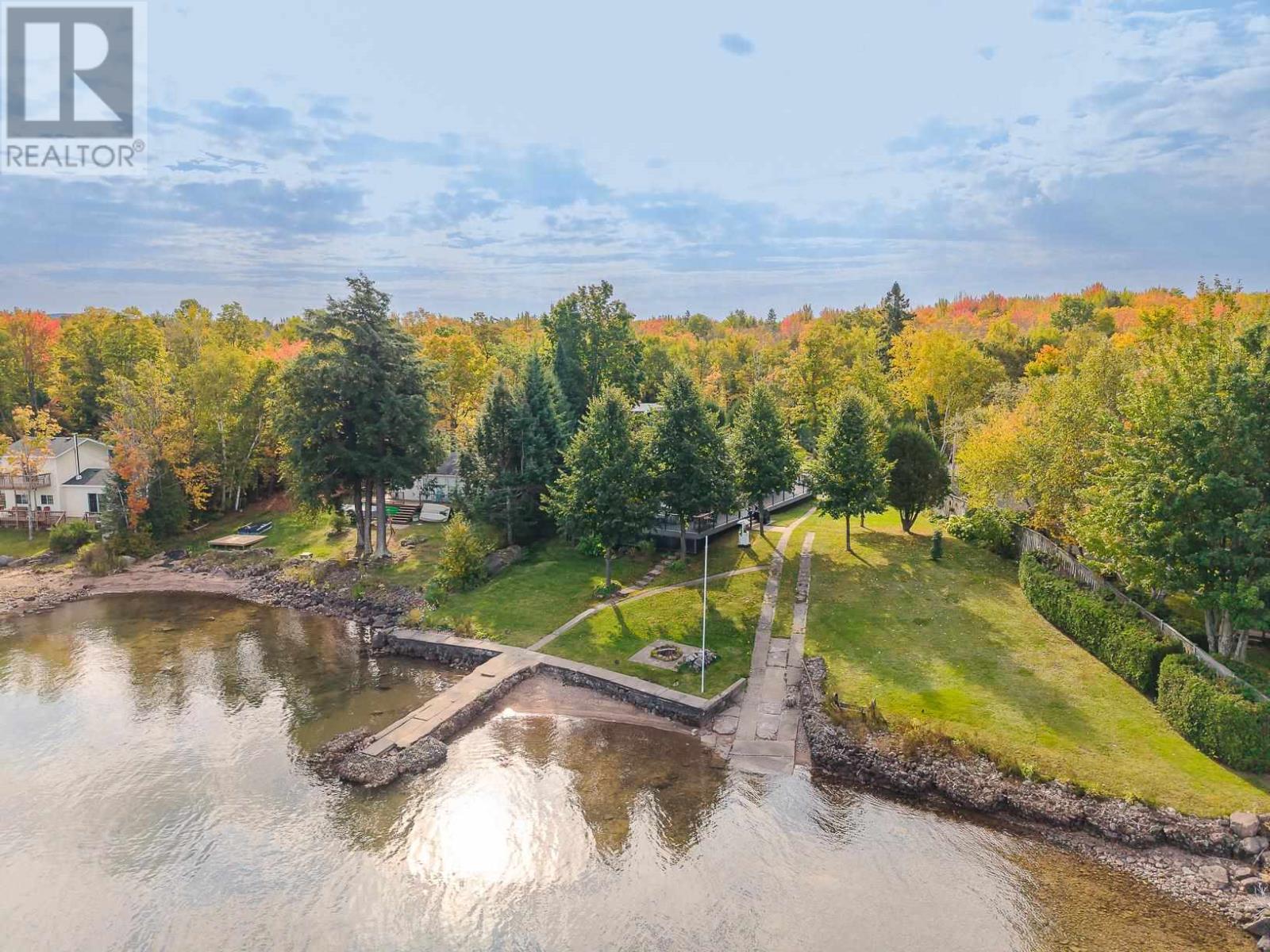 1320 Havilland Shores Dr, Goulais, Ontario  P0S 1E0 - Photo 2 - SM252873