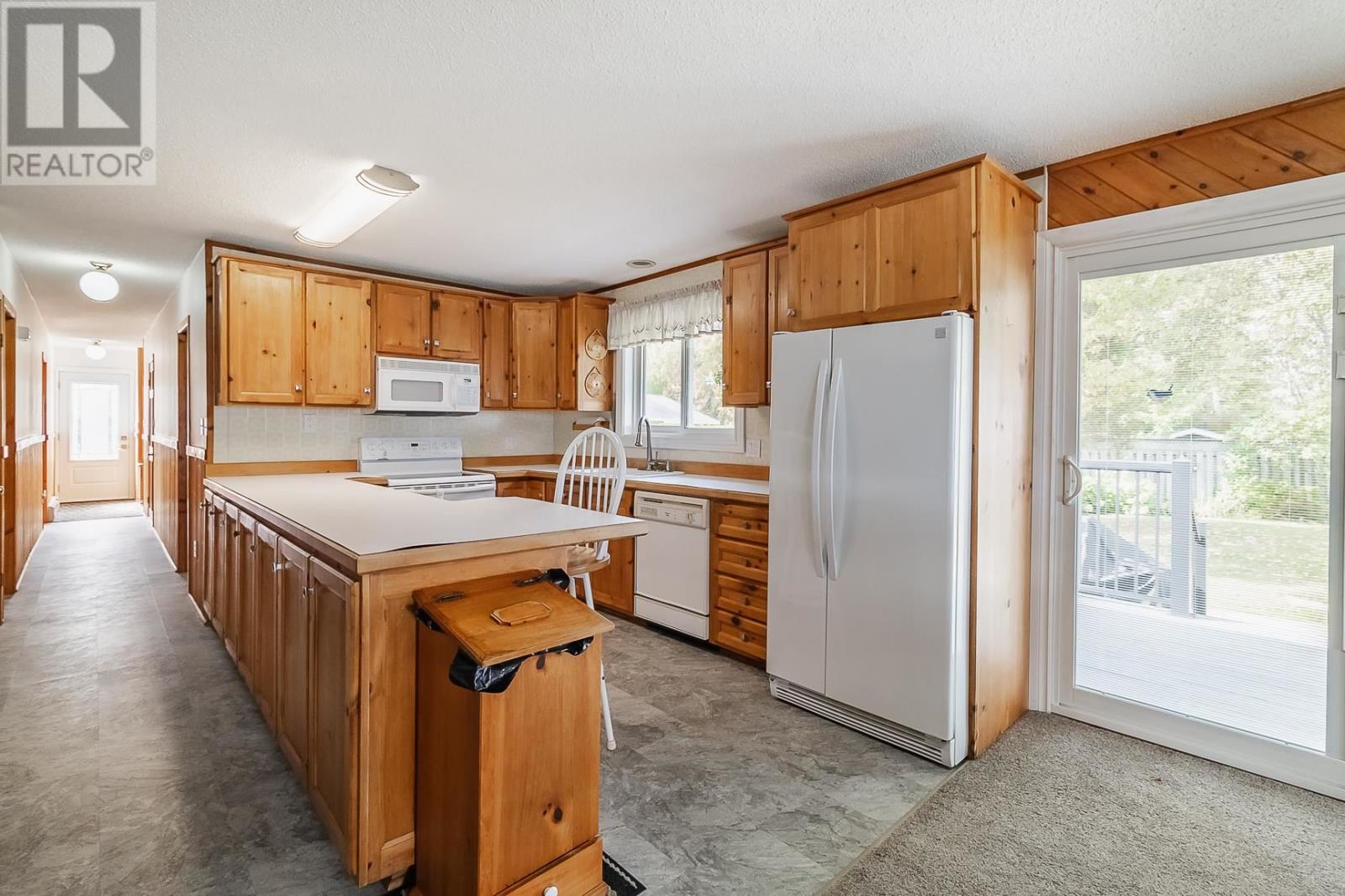 1320 Havilland Shores Dr, Goulais, Ontario  P0S 1E0 - Photo 16 - SM252873