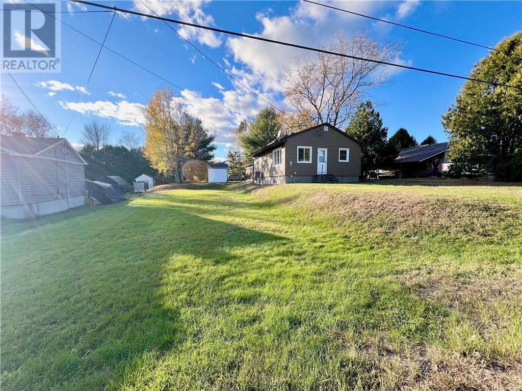 22 Kathleen Street, Naughton, Ontario  P0M 2M0 - Photo 13 - 2125355