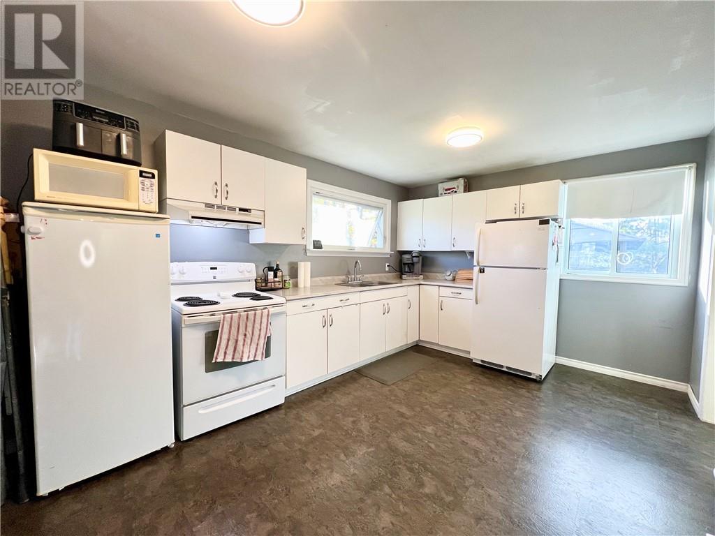 22 Kathleen Street, Naughton, Ontario  P0M 2M0 - Photo 3 - 2125355