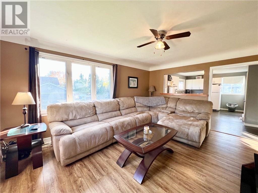 22 Kathleen Street, Naughton, Ontario  P0M 2M0 - Photo 5 - 2125355