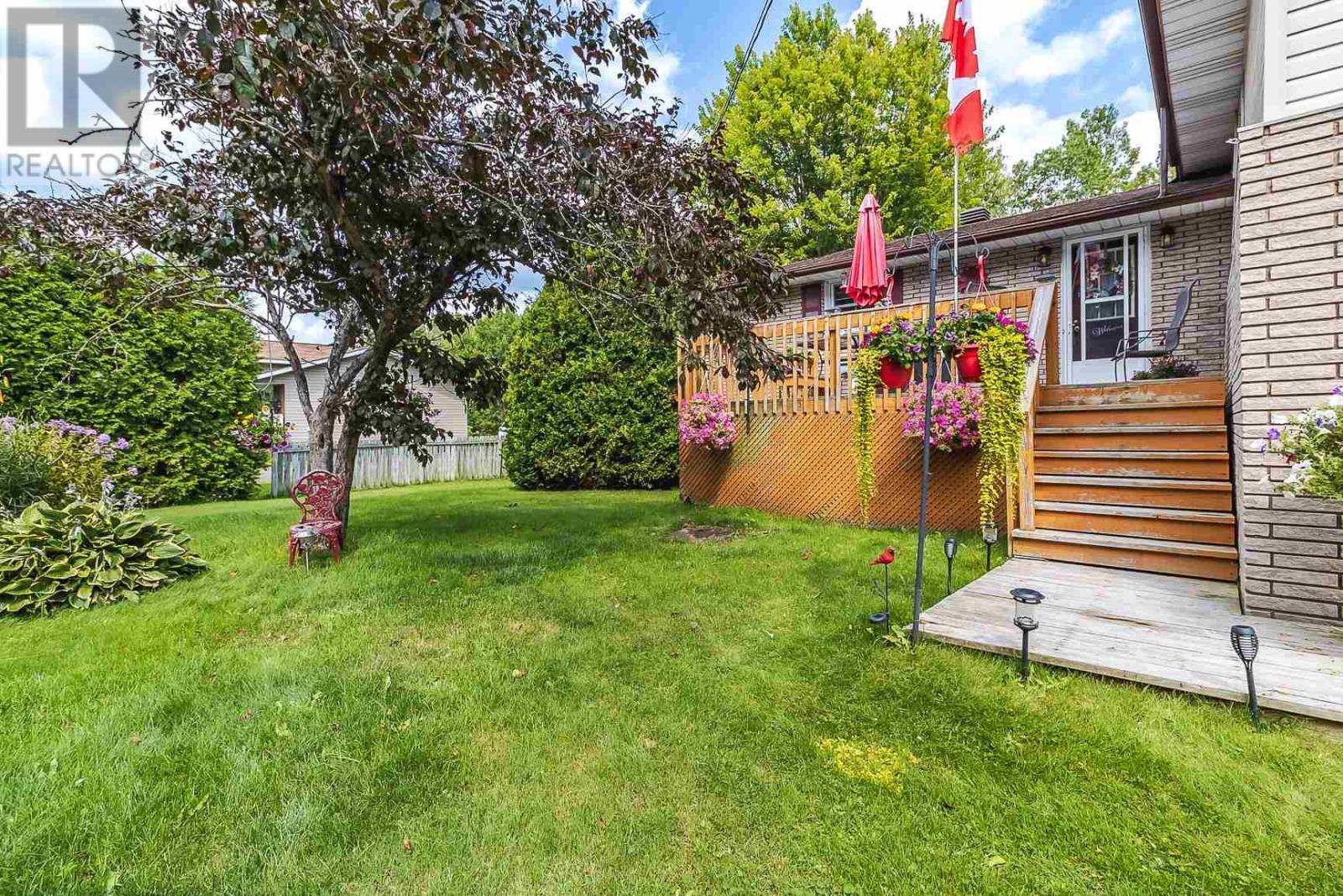 690 Walls Side Rd, Sault Ste. Marie, Ontario  P6A 6K4 - Photo 38 - SM253028