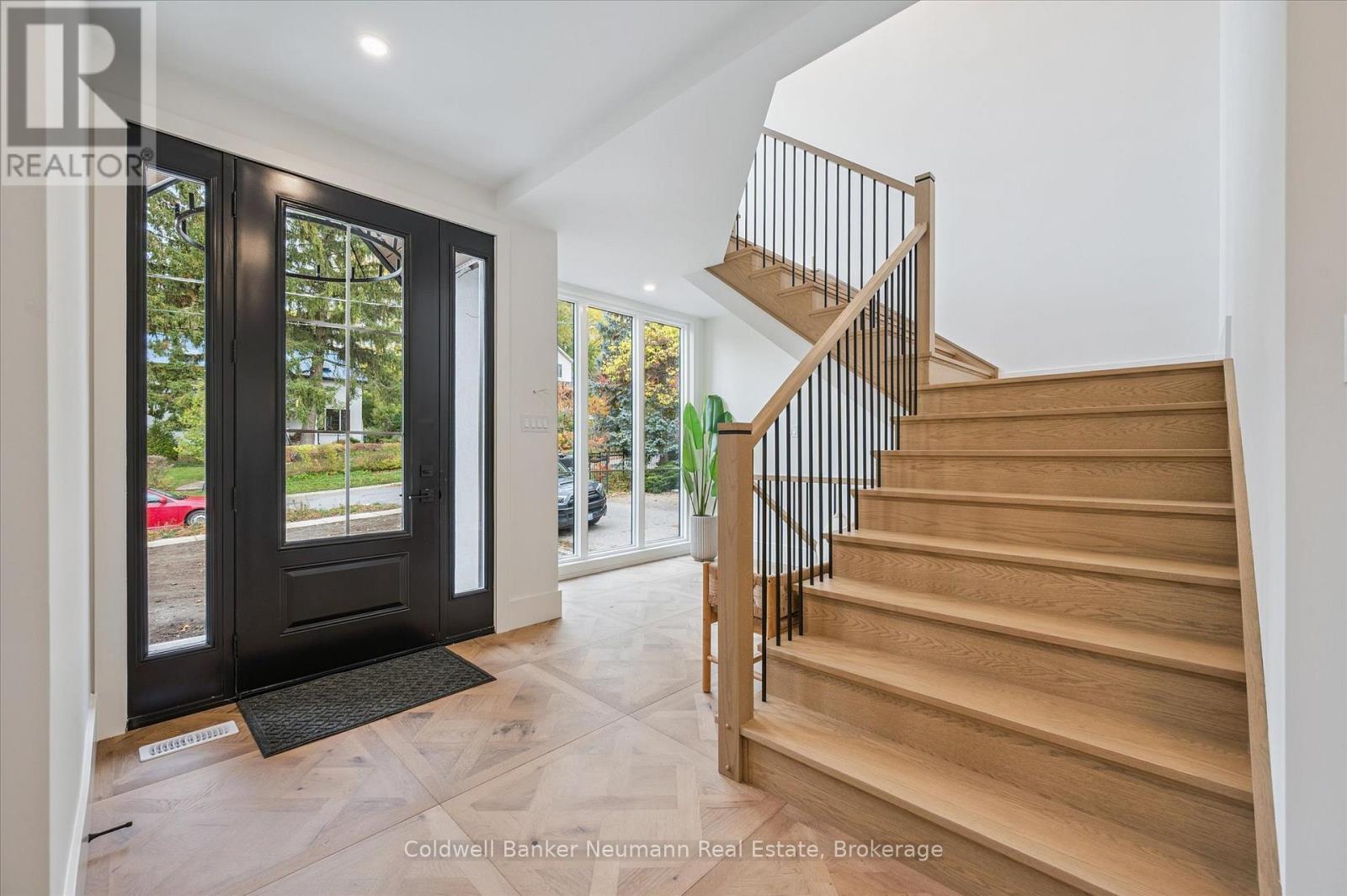 126 Oxford Street, Guelph, Ontario  N1H 2M7 - Photo 12 - X12482975
