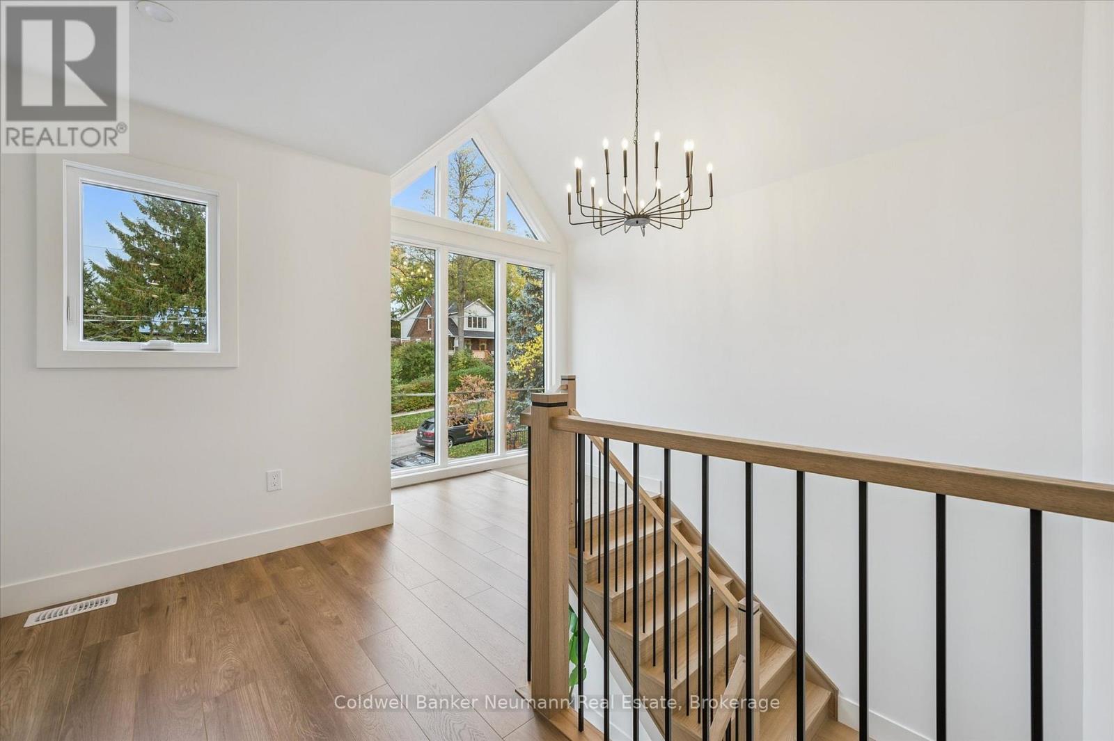 126 Oxford Street, Guelph, Ontario  N1H 2M7 - Photo 13 - X12482975