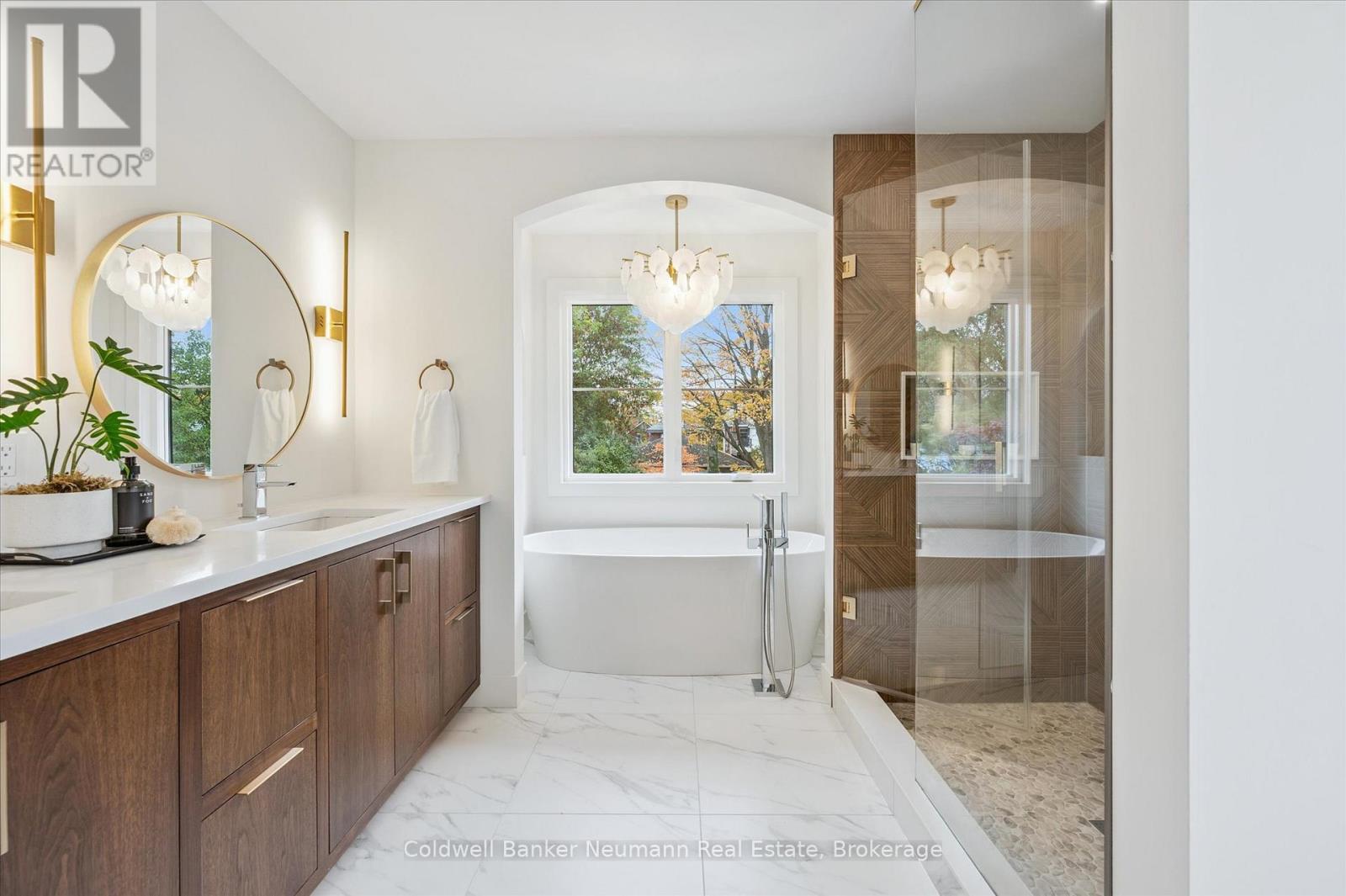 126 Oxford Street, Guelph, Ontario  N1H 2M7 - Photo 15 - X12482975