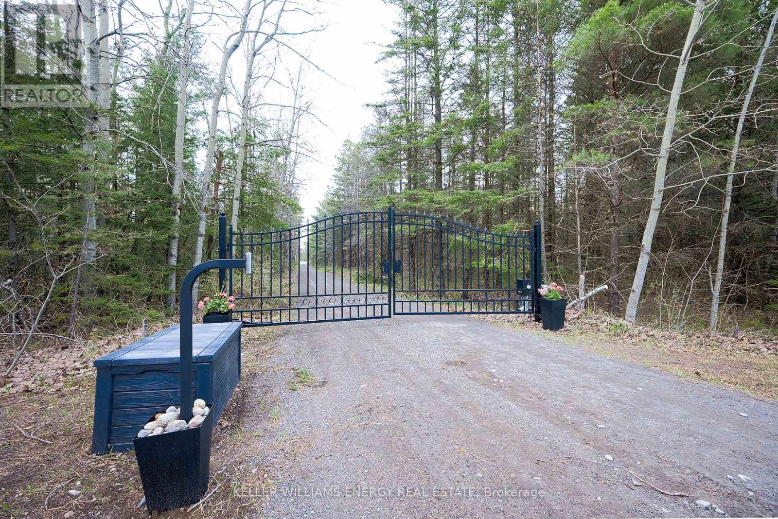 54 Zion Line, Cavan Monaghan (Cavan Twp), Ontario  L0A 1G0 - Photo 1 - X12482960