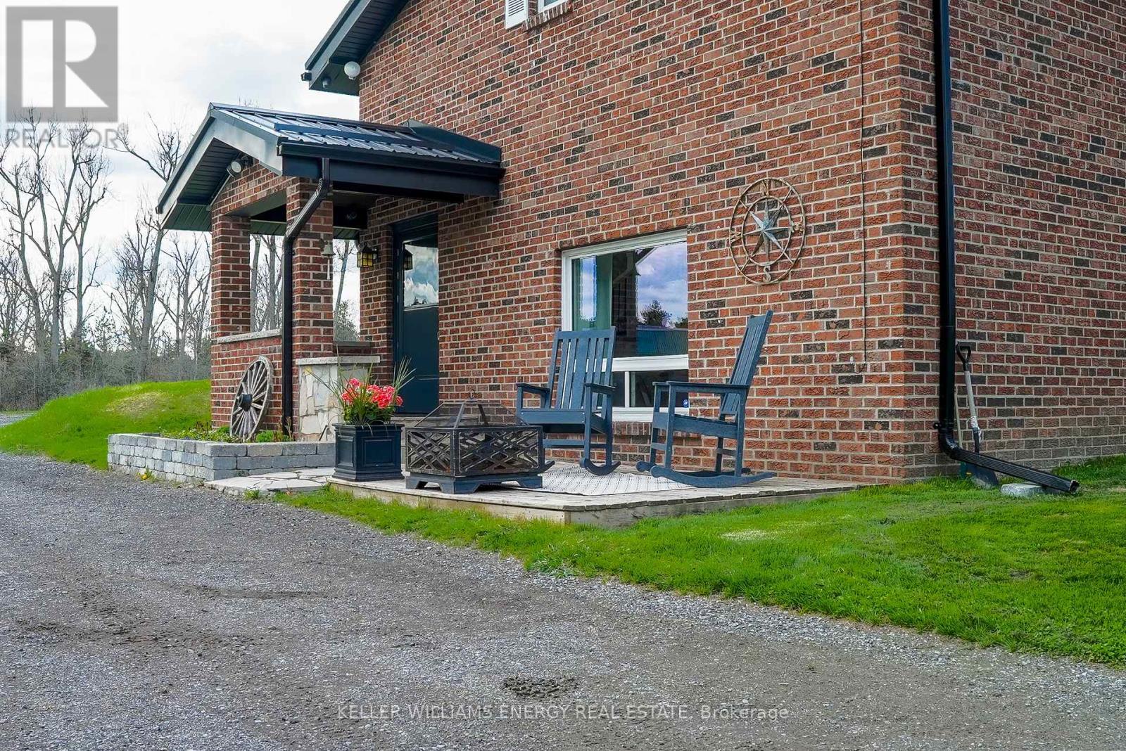 54 Zion Line, Cavan Monaghan (Cavan Twp), Ontario  L0A 1G0 - Photo 6 - X12482960