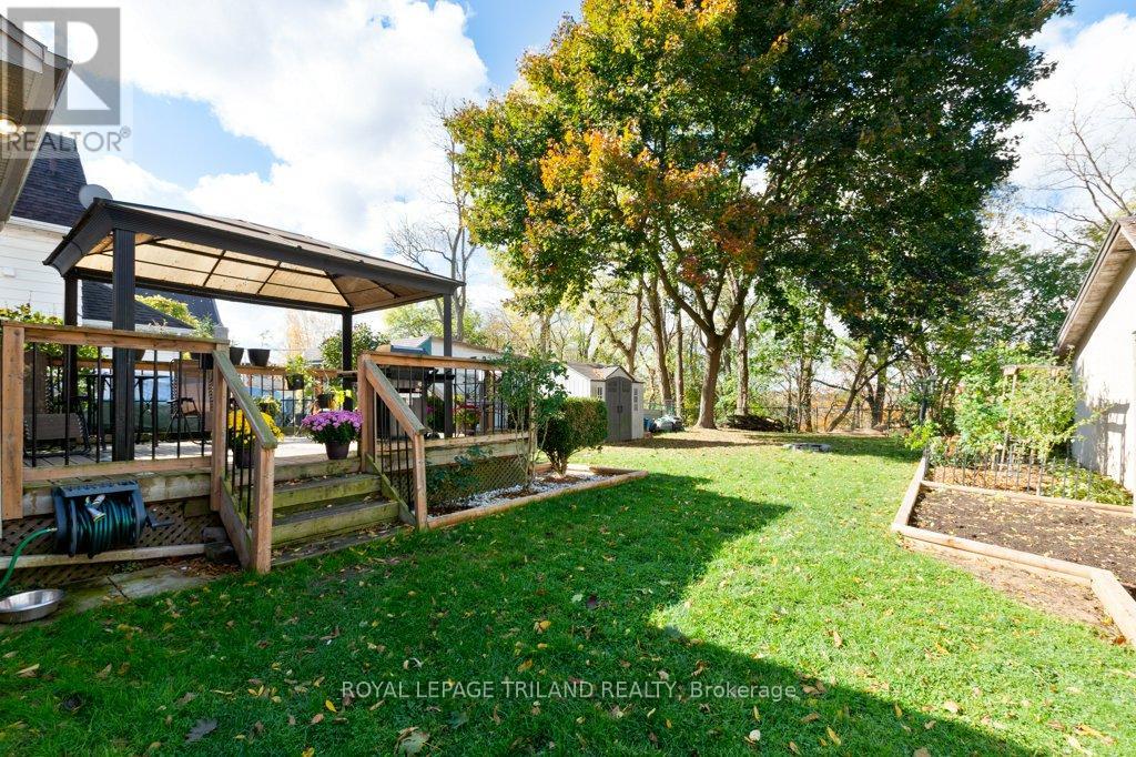 40 St George Street, St. Thomas, Ontario  N5P 2L1 - Photo 35 - X12481175