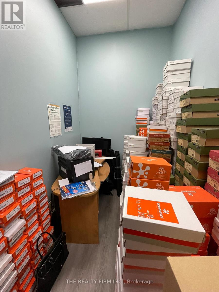 19 - 1225 Wonderland Road N, London North, Ontario  N6G 2V9 - Photo 23 - X12482602