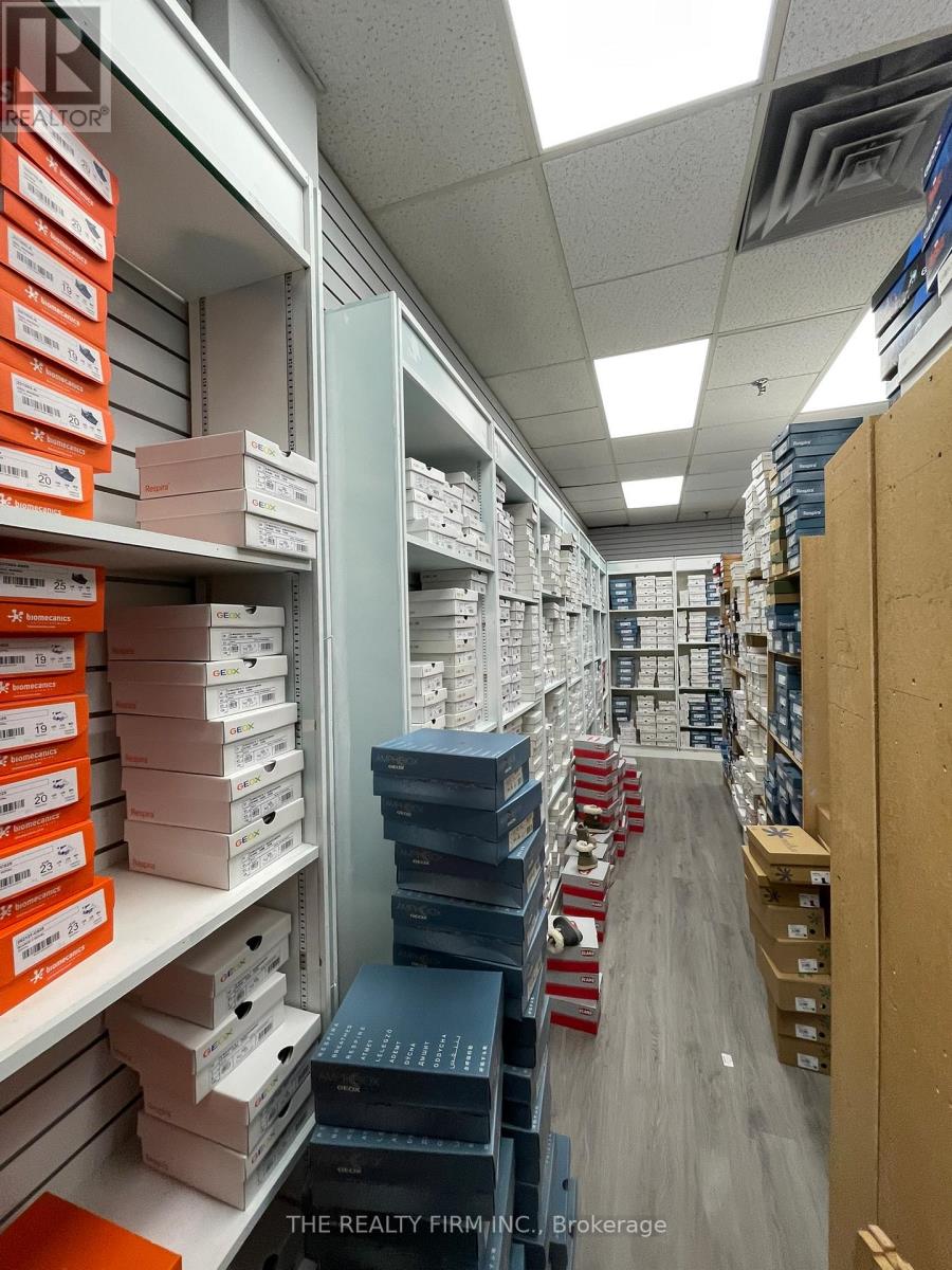 19 - 1225 Wonderland Road N, London North, Ontario  N6G 2V9 - Photo 18 - X12482602