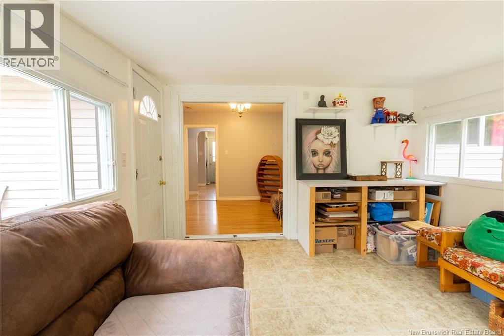 427 Holden Street, Oromocto, New Brunswick  E2V 1G2 - Photo 11 - NB129144