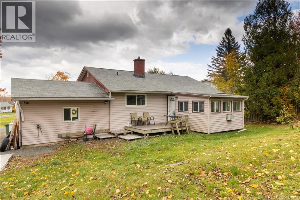 427 Holden Street, Oromocto, New Brunswick  E2V 1G2 - Photo 27 - NB129144