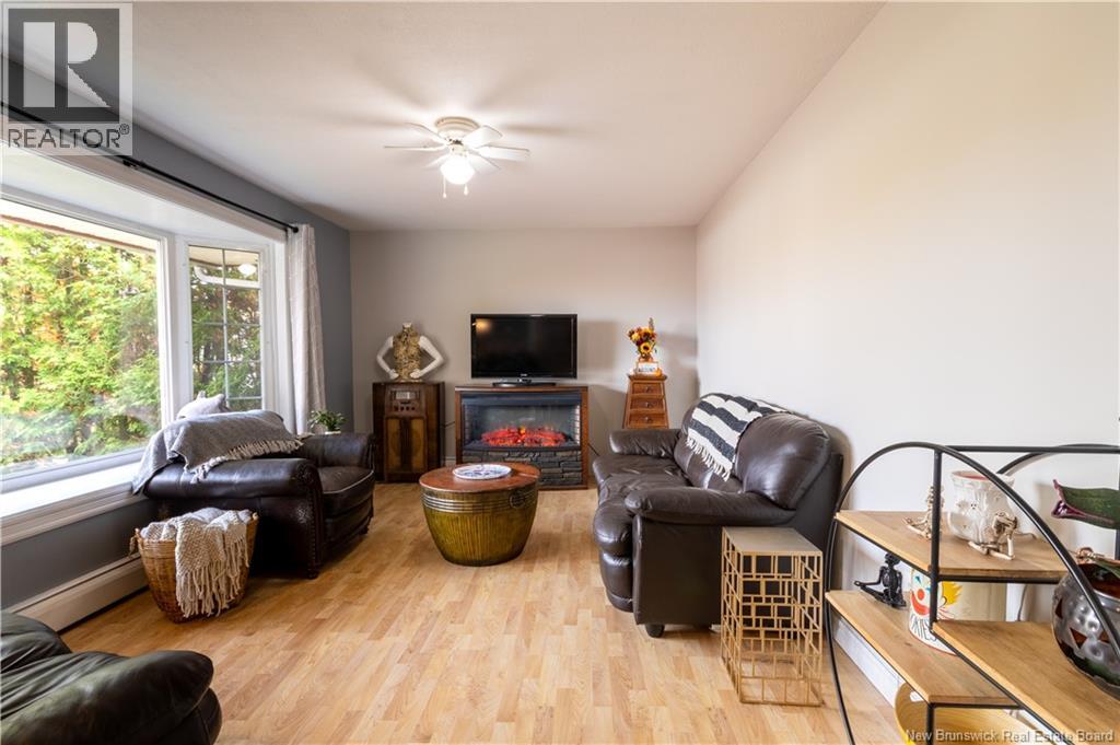 427 Holden Street, Oromocto, New Brunswick  E2V 1G2 - Photo 4 - NB129144