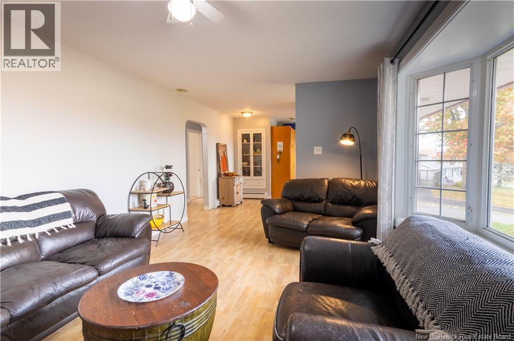 427 Holden Street, Oromocto, New Brunswick  E2V 1G2 - Photo 5 - NB129144