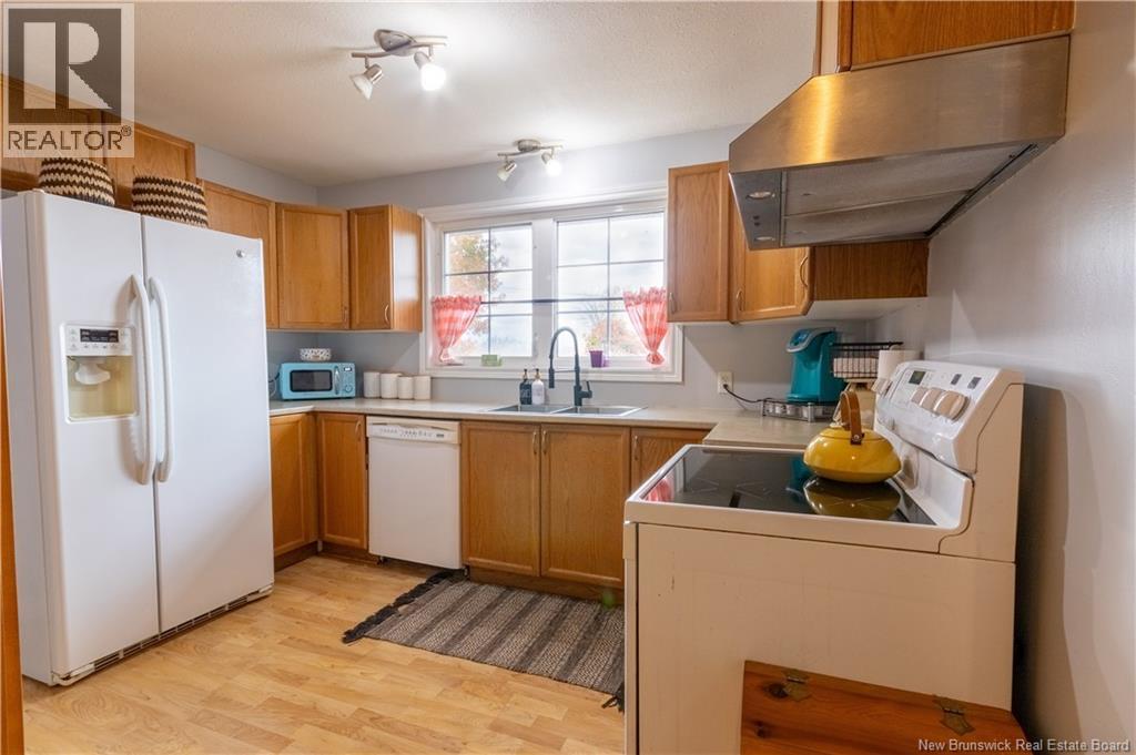 427 Holden Street, Oromocto, New Brunswick  E2V 1G2 - Photo 7 - NB129144