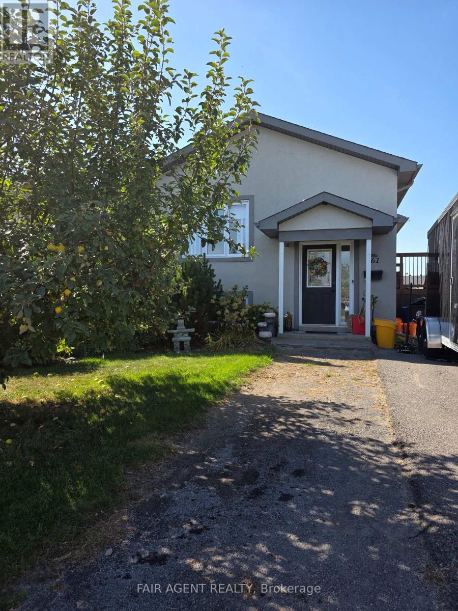 261 TRILLIUM CIRCLE, Alfred and Plantagenet, Ontario