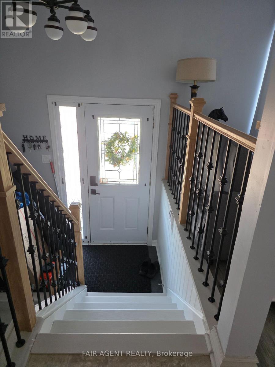 261 Trillium Circle, Alfred And Plantagenet, Ontario  K0A 3K0 - Photo 12 - X12482963