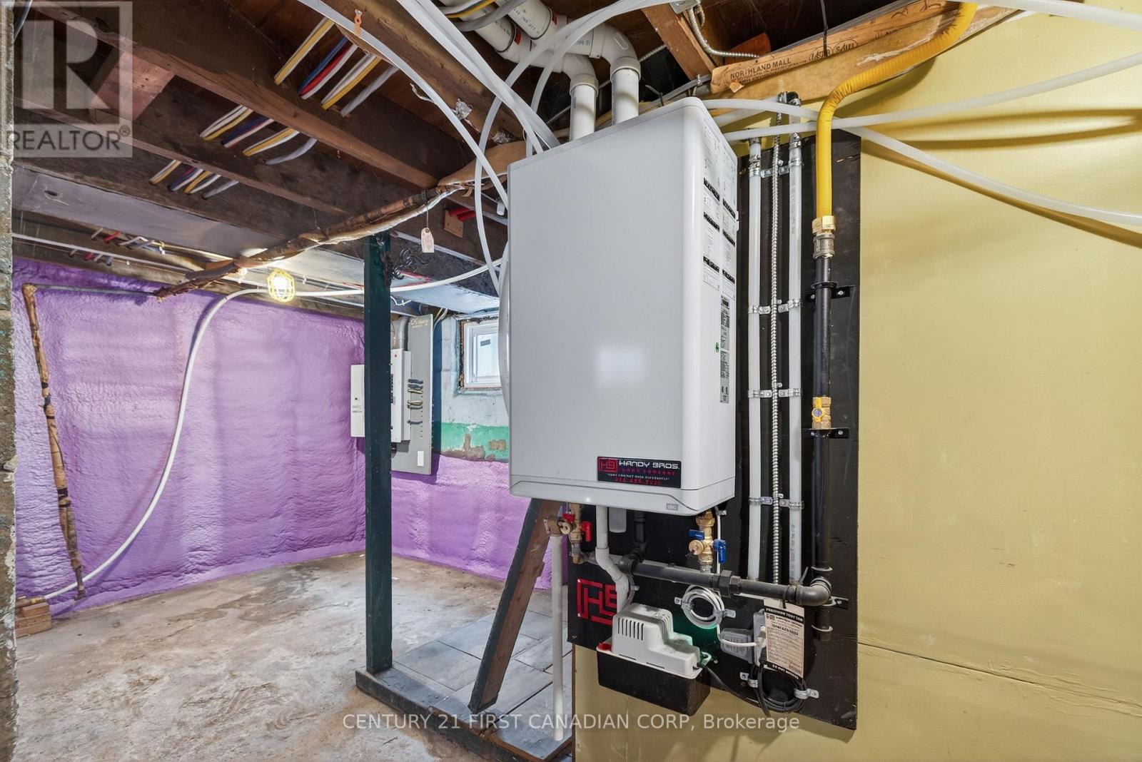 Photo 20 of 31 for 117 Sterling Street