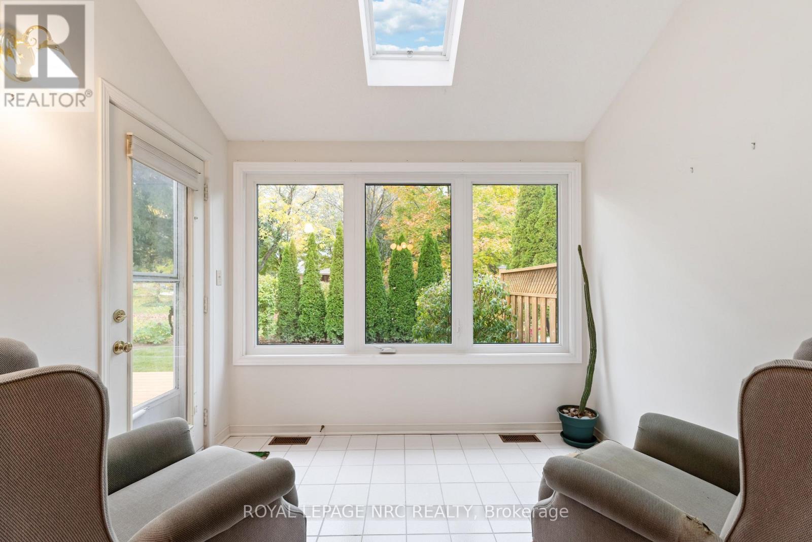 4 - 4136 Black Walnut Court, Lincoln (Lincoln-Jordan/vineland), Ontario  L0R 2C0 - Photo 19 - X12482961