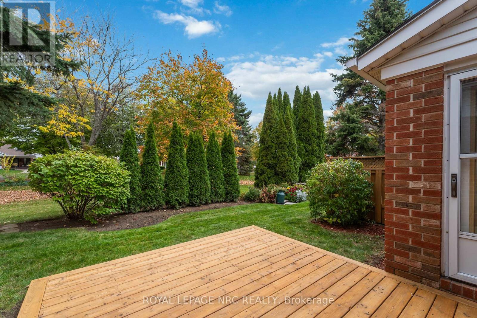 4 - 4136 Black Walnut Court, Lincoln, Ontario  L0R 2C0 - Photo 2 - X12482961