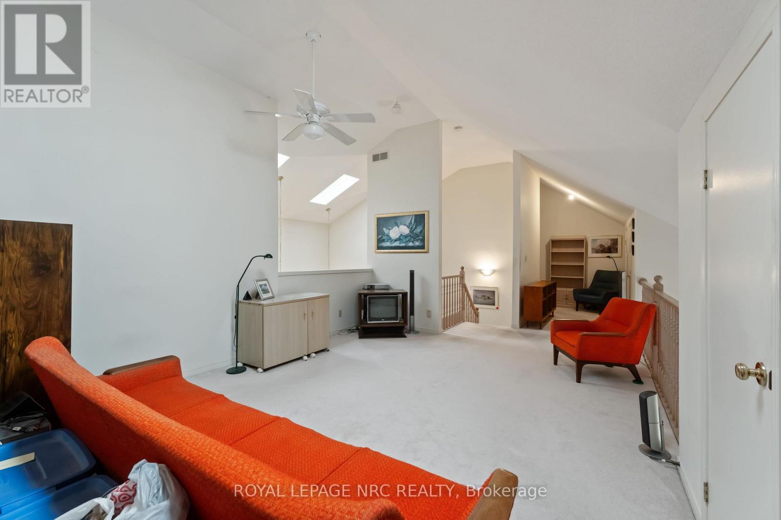 4 - 4136 Black Walnut Court, Lincoln (Lincoln-Jordan/vineland), Ontario  L0R 2C0 - Photo 32 - X12482961