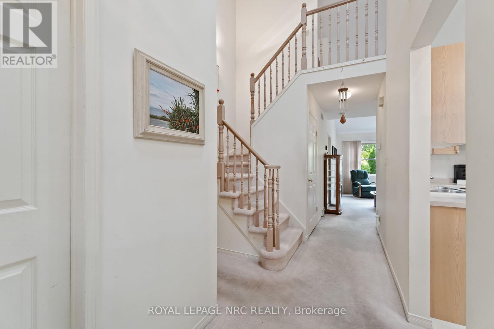 4 - 4136 Black Walnut Court, Lincoln, Ontario  L0R 2C0 - Photo 5 - X12482961