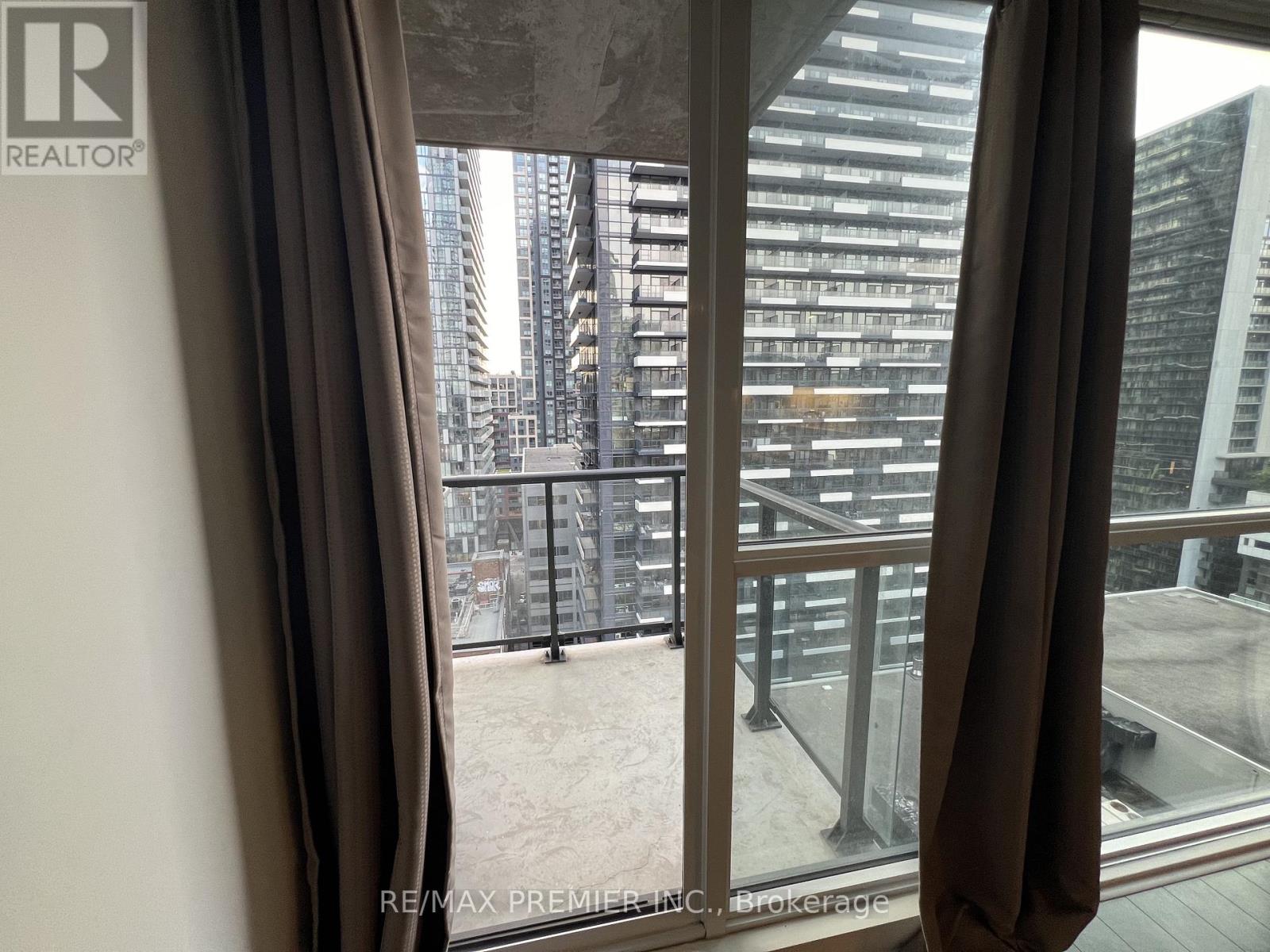 1503 - 290 Adelaide Street W, Toronto, Ontario  M5V 1P6 - Photo 13 - C12482969