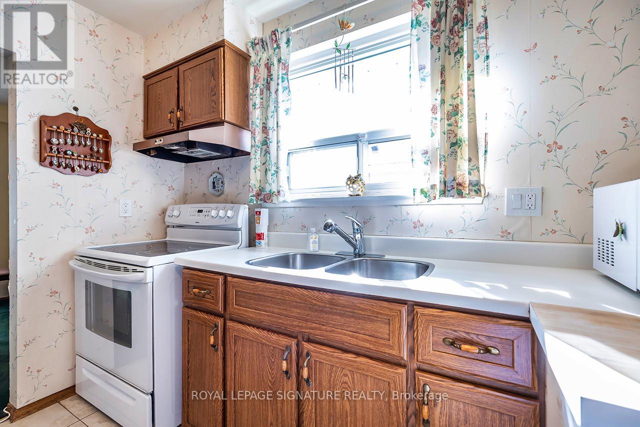 156 Catalina Drive, Toronto, Ontario  M1E 1B4 - Photo 12 - E12482980