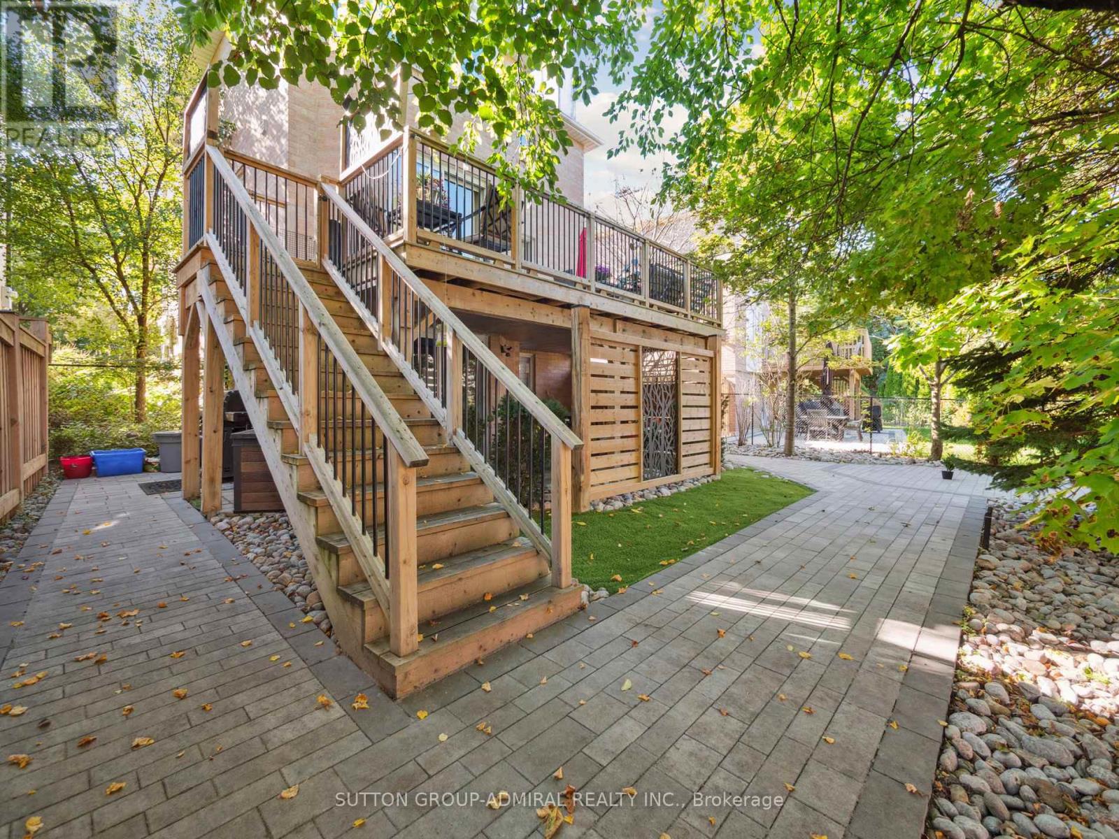 24 Dawlish Avenue, Aurora, Ontario  L4G 6R5 - Photo 39 - N12482959