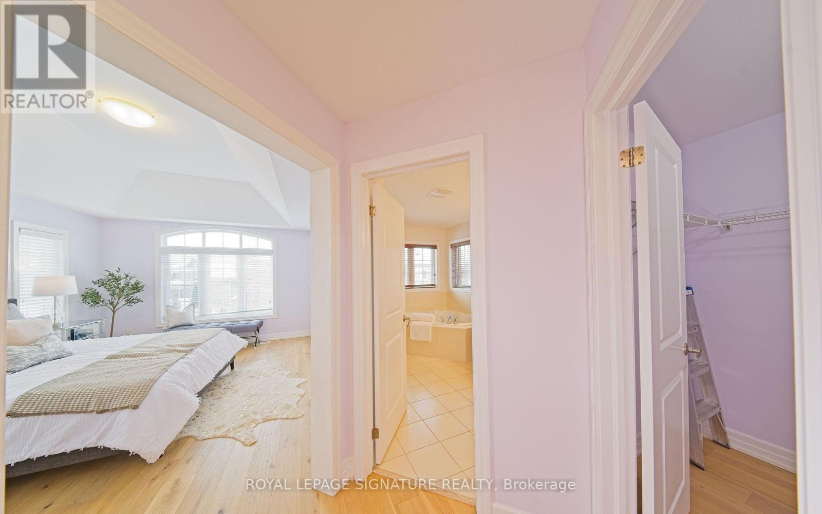 54 Spring Hill Drive, King, Ontario  L7B 0B4 - Photo 15 - N12482966
