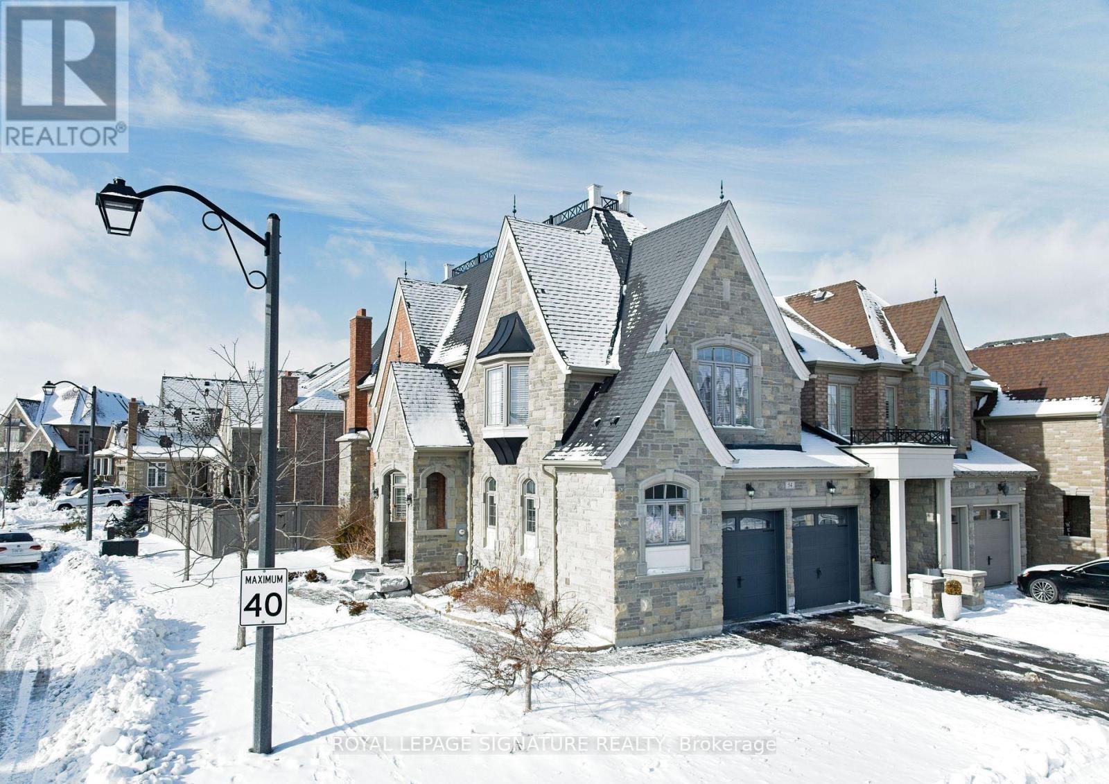 54 Spring Hill Drive, King, Ontario  L7B 0B4 - Photo 2 - N12482966