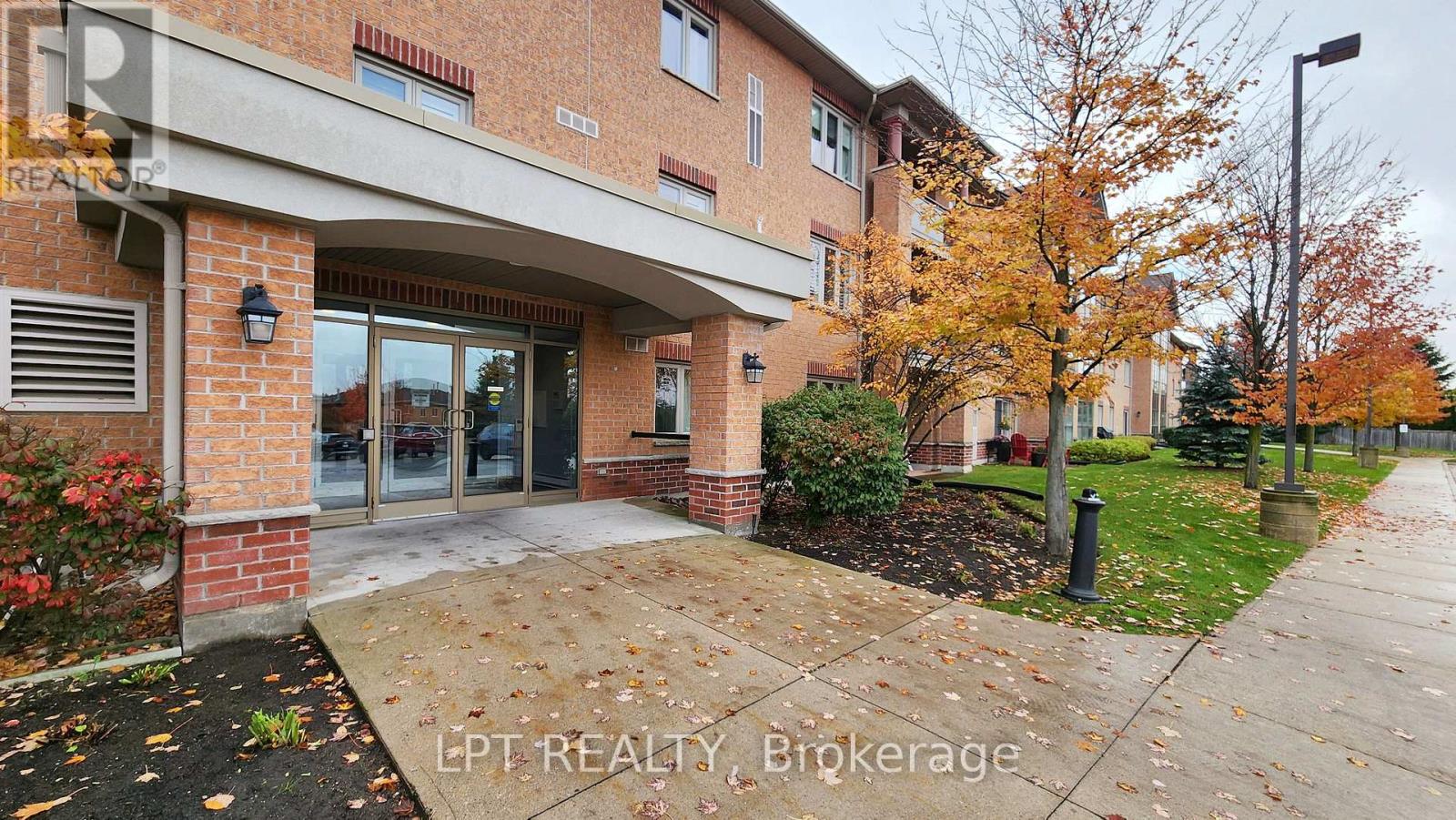 110 - 500 Mapleview Drive W, Barrie, Ontario  L4N 6C3 - Photo 2 - S12482965
