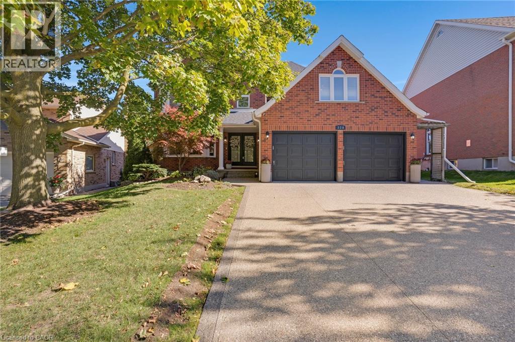 328 WYECROFT Boulevard, Waterloo, Ontario