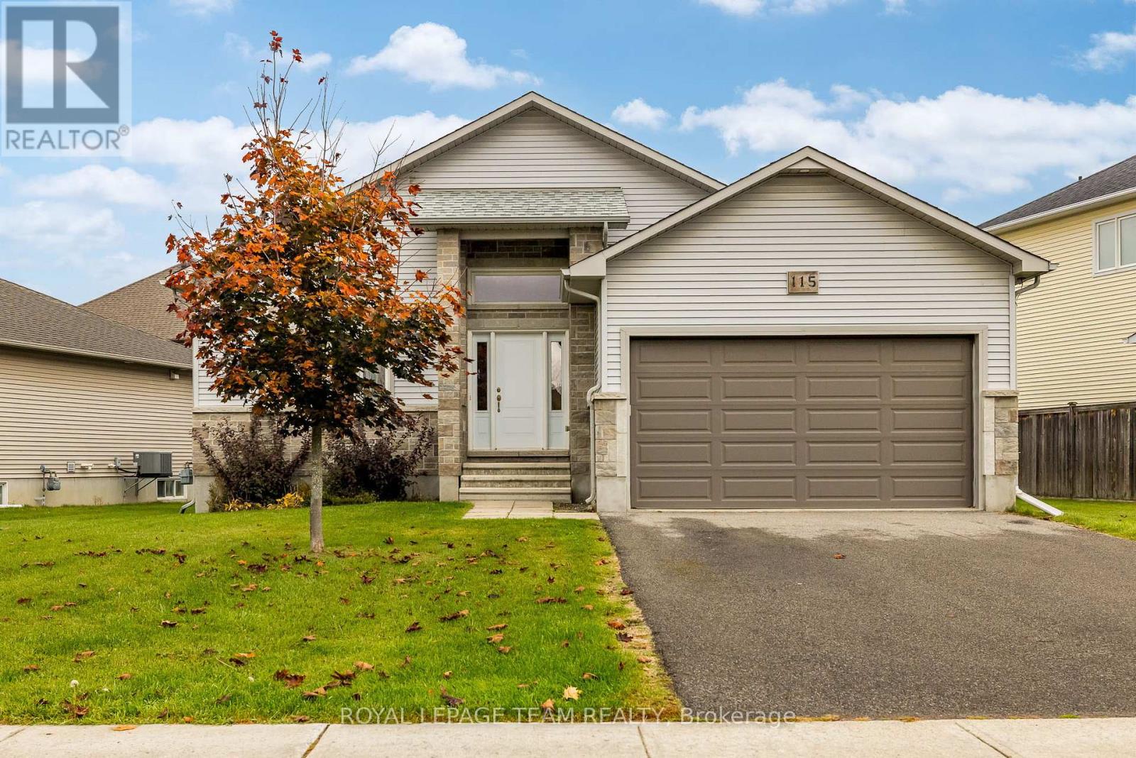 115 YORK CROSSING ROAD, Russell, Ontario