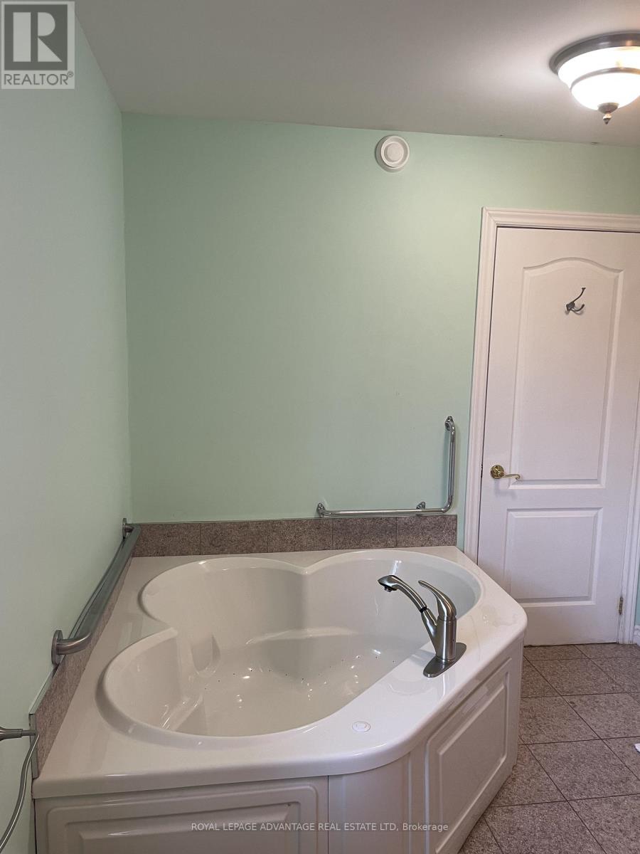 6 Jessie Drive, Perth, Ontario K7H 3J1 - Photo 14 - X12482986