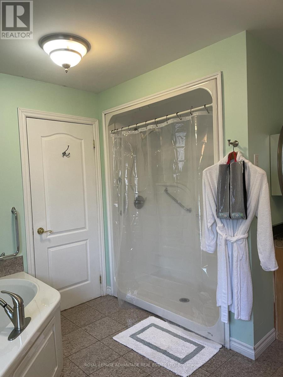 6 Jessie Drive, Perth, Ontario K7H 3J1 - Photo 15 - X12482986